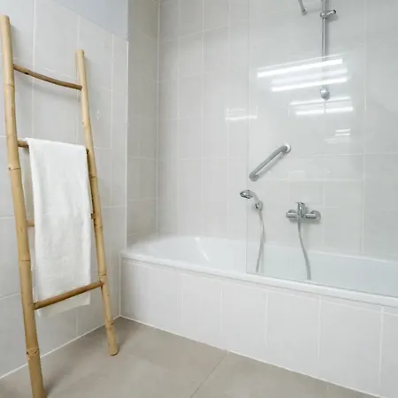 Zandloper Ii With Balcony By Interhome Appartement Bredene