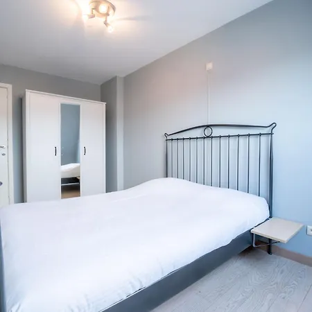 Zandloper Ii With Balcony By Interhome Bredene