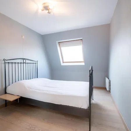 Zandloper Ii With Balcony By Interhome Appartement